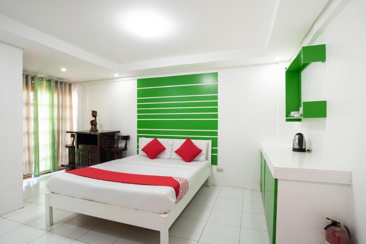 Hotel Oyo 160 D'builders Phase 1 Manila